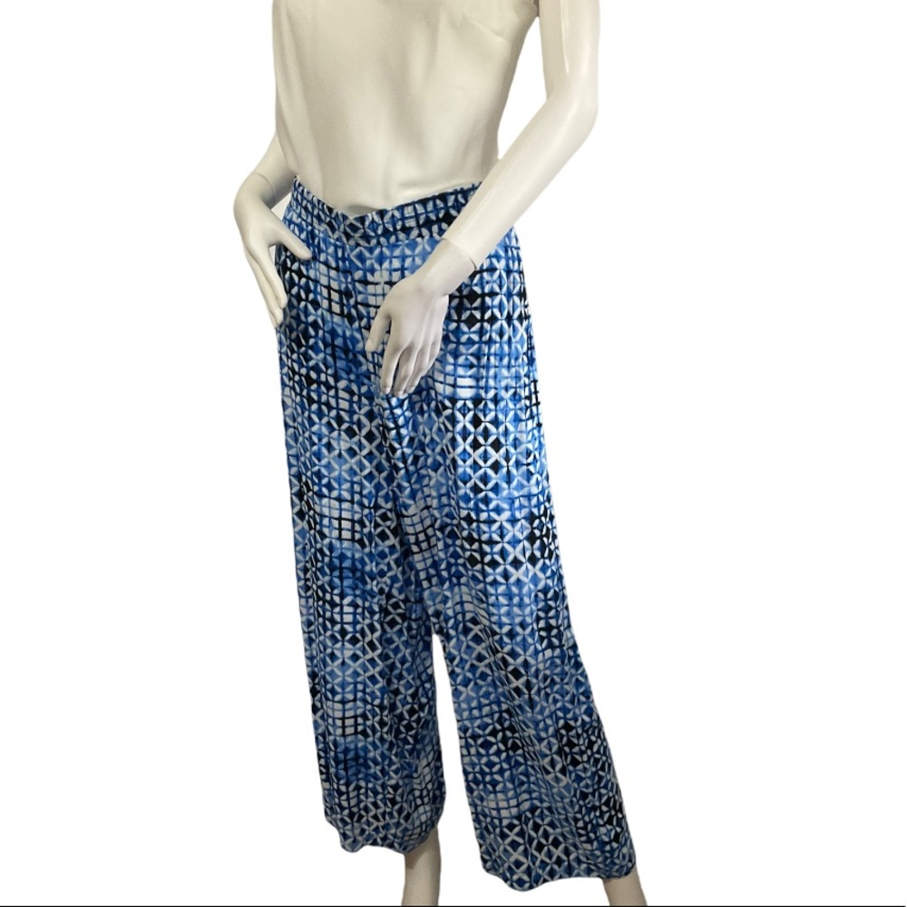 J M Collection - Picture 2 of 7